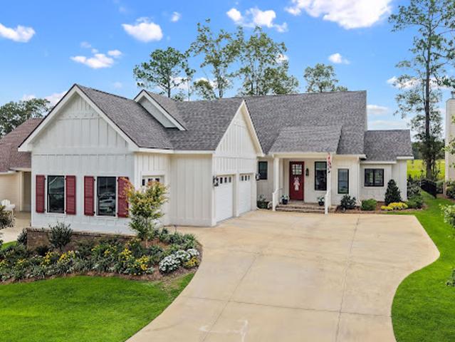 House for sale in Fairhope, Alabama