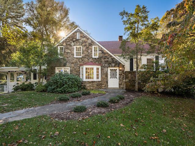 House for sale in Asheville, Buncombe County
