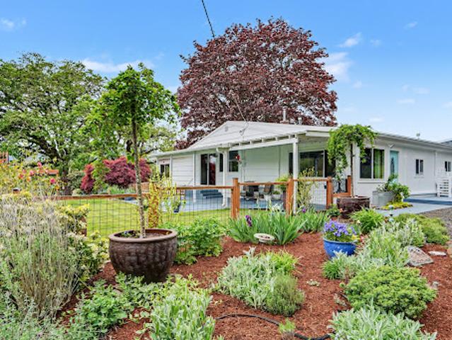 House for sale in Oregonia
