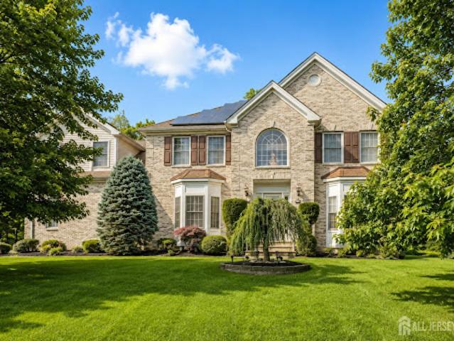 House for sale in Kendall Park, New Jersey