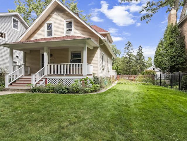 House for sale in Wilmette, Illinois