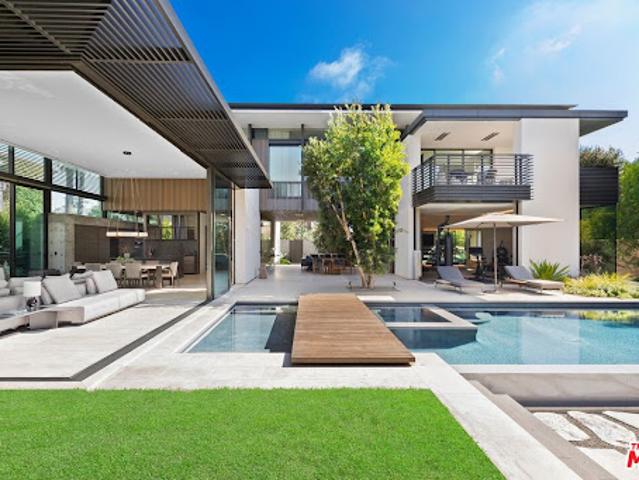 House for sale in Santa Monica, California
