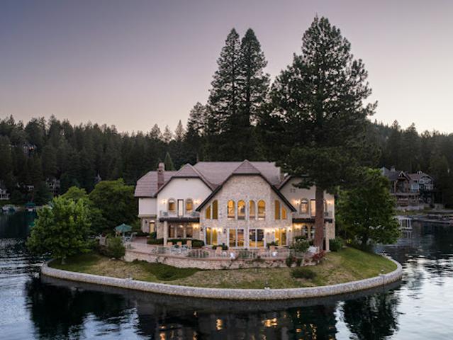House for sale in Cedar Glen, California