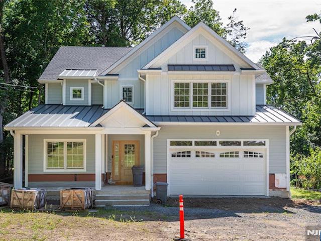 House for sale in Park Ridge, Bergen County