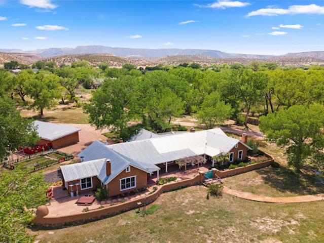 House for sale in Abiquiu, New Mexico