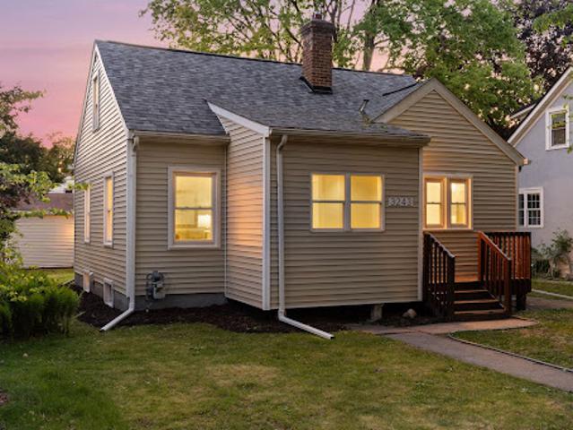 House for sale in Hennepin, Minnesota