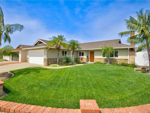 House for sale in Huntington Beach, California