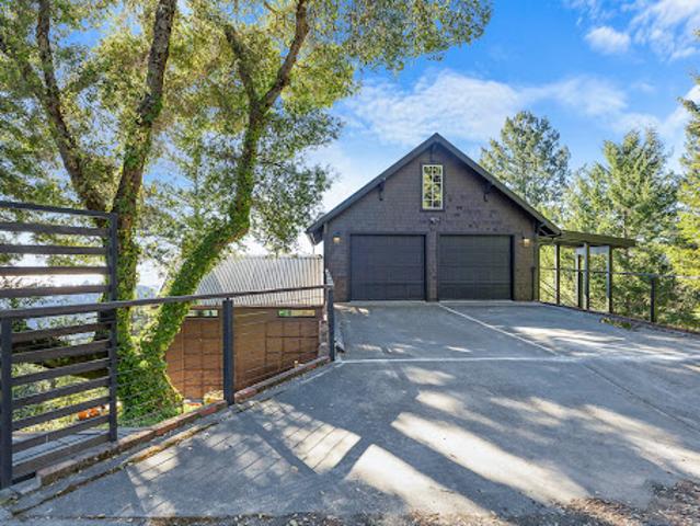 House for sale in Jenner, California