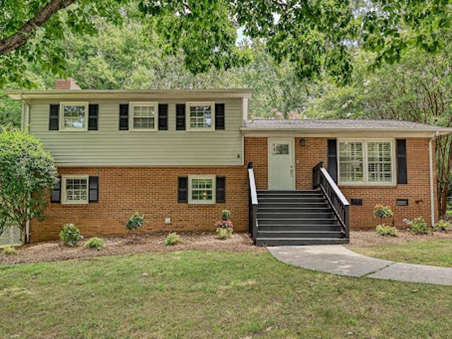 House for sale in Mecklenburg, North Carolina