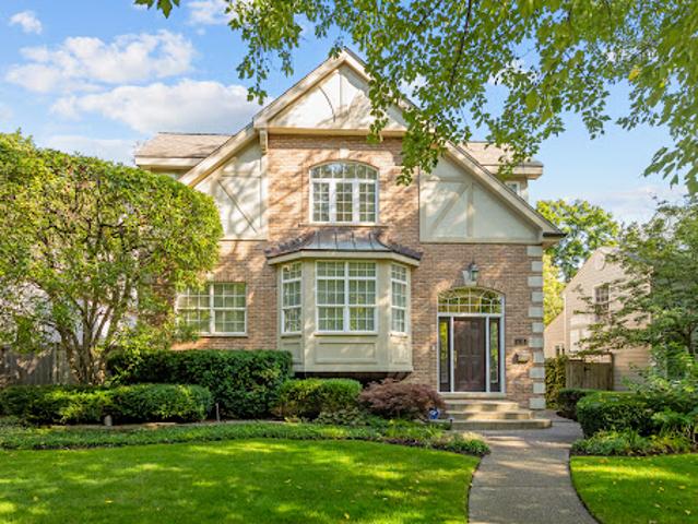 House for sale in Kenilworth, Illinois