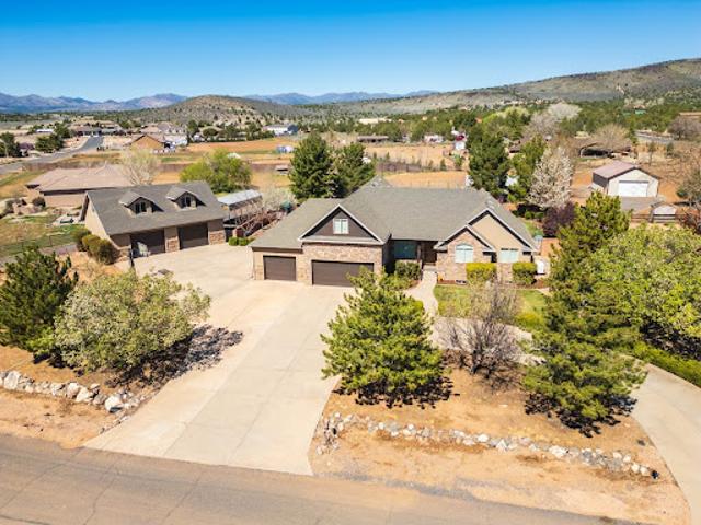House for sale in Dammeron Valley, Utah