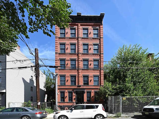 House for sale in Hudson, New Jersey