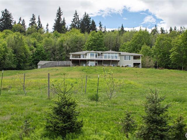 House for sale in Port Angeles, Washington