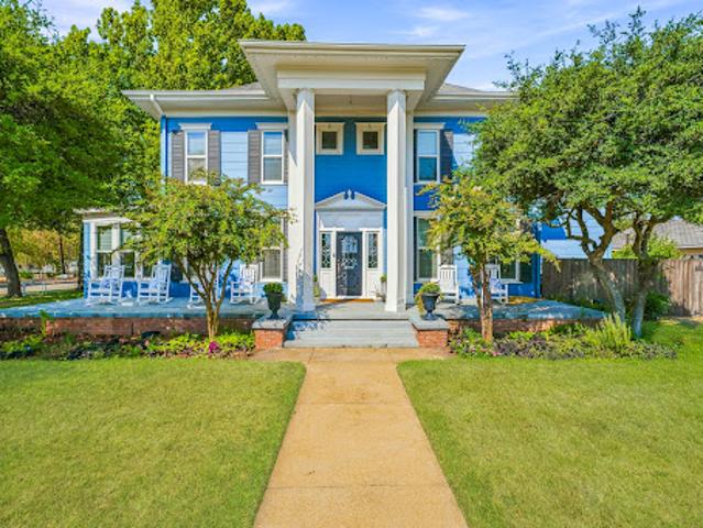 House for sale in De Young, Texas