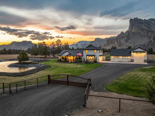 House for sale in Oregonia