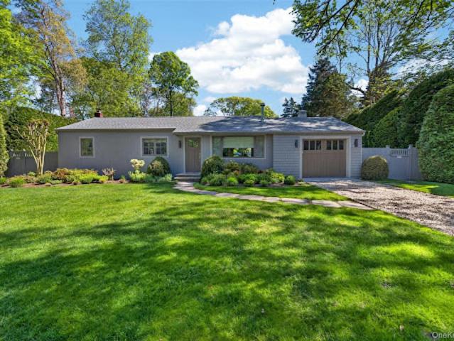 House for sale in Wainscott, New York