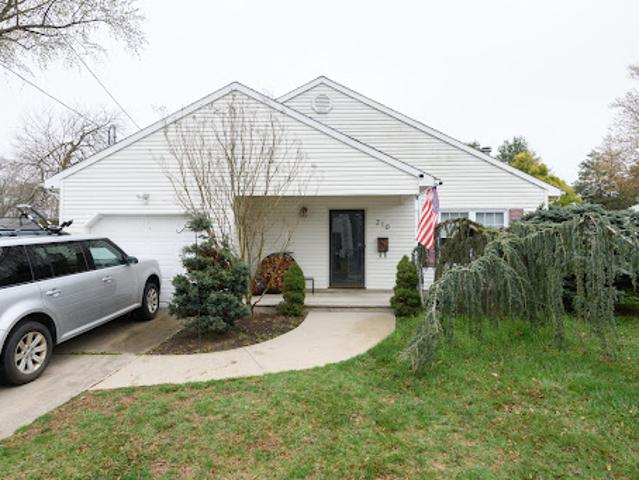 House for sale in Monmouth, New Jersey