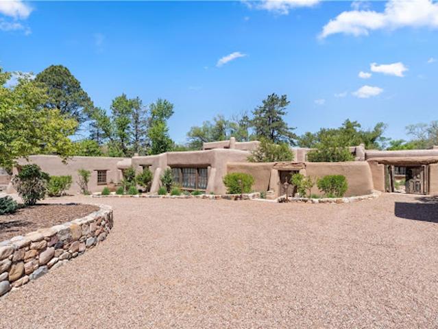 House for sale in Santa Fe, New Mexico