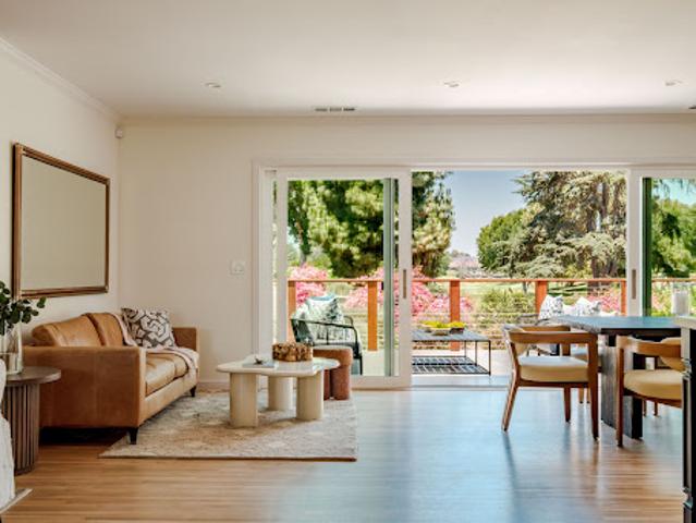 House for sale in Long Beach