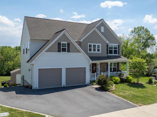House for sale in Akron