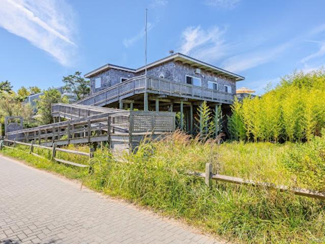 House for sale in Bohemia, New York