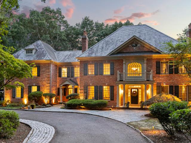 House for sale in Farmington, Connecticut