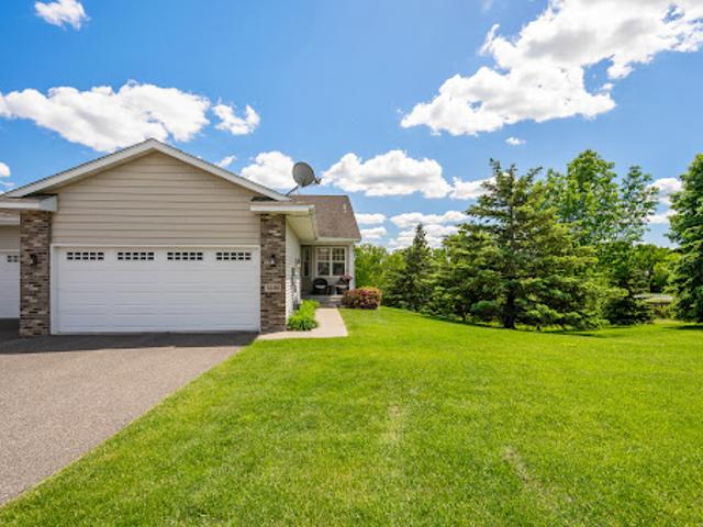 House for sale in Maple Grove House for sale in Maple Grove