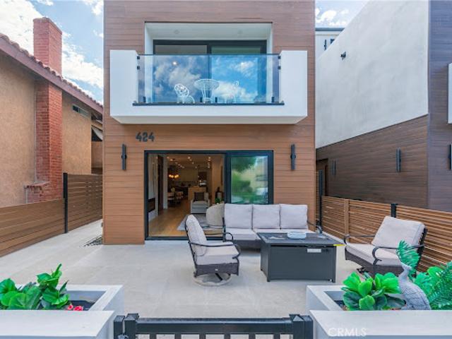 House for sale in Huntington Beach, California