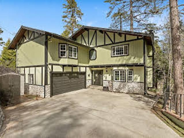 House for sale in Crestline
