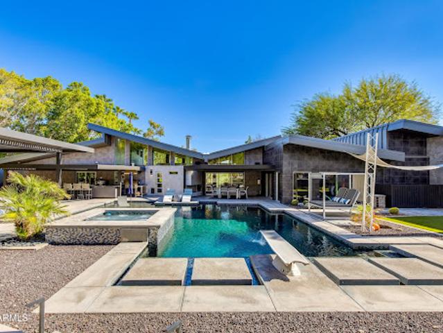 House for sale in Paradise Valley, Arizona