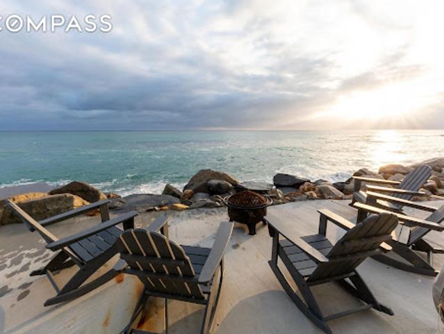 House for sale in Oceanside, California