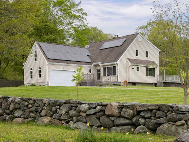 House for sale in North Stonington, Connecticut
