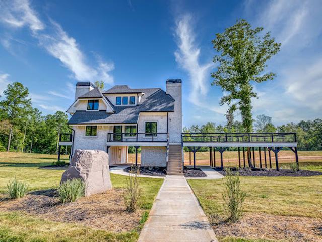 House for sale in Arnoldsville, Georgia