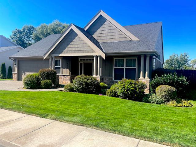 House for sale in College Place, Washington
