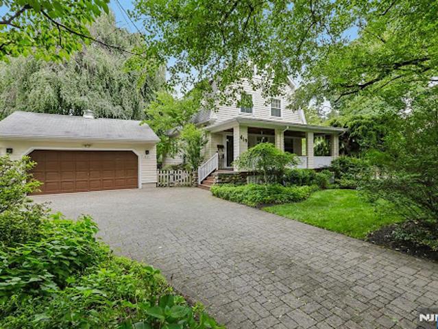 House for sale in Ho-Ho-Kus, Bergen County