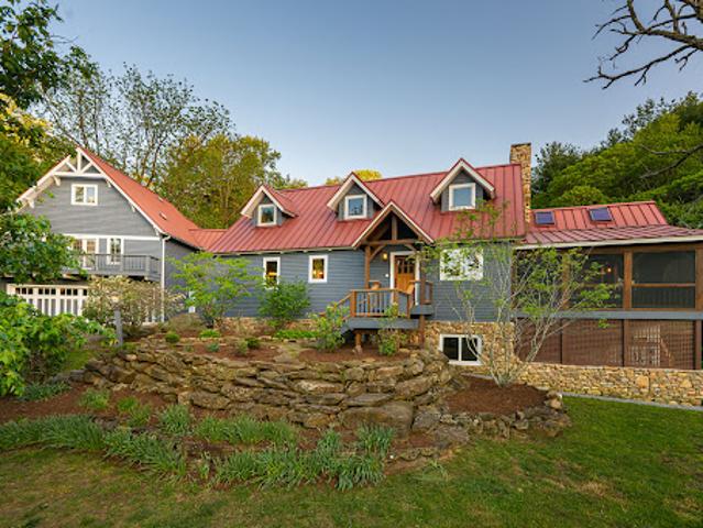 House for sale in Weaverville, North Carolina