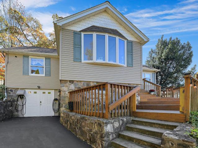 House for sale in Wayne, New Jersey