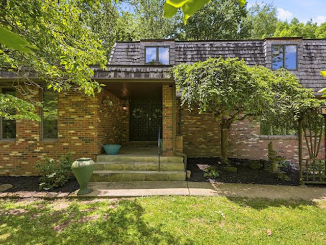House for sale in Strabane, Pennsylvania