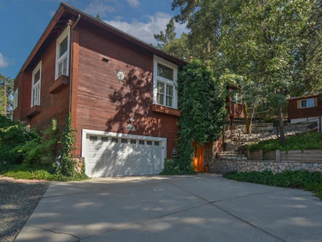 House for sale in Lake Arrowhead House for sale in Lake Arrowhead