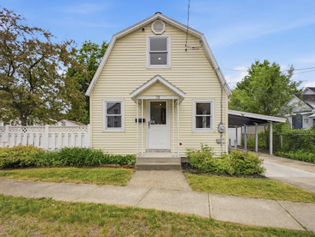 House for sale in Saratoga, New York