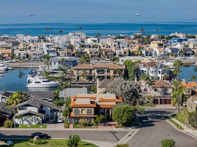 House for sale in Huntington Beach, California