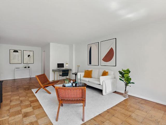 House for sale in New York