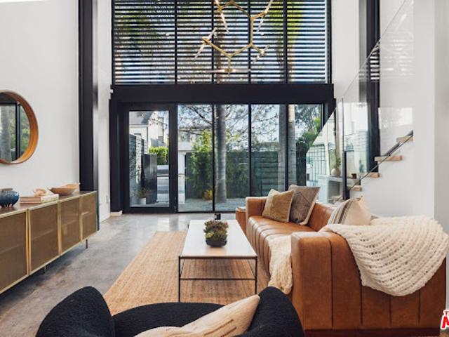 House for sale in Canoga Park, California