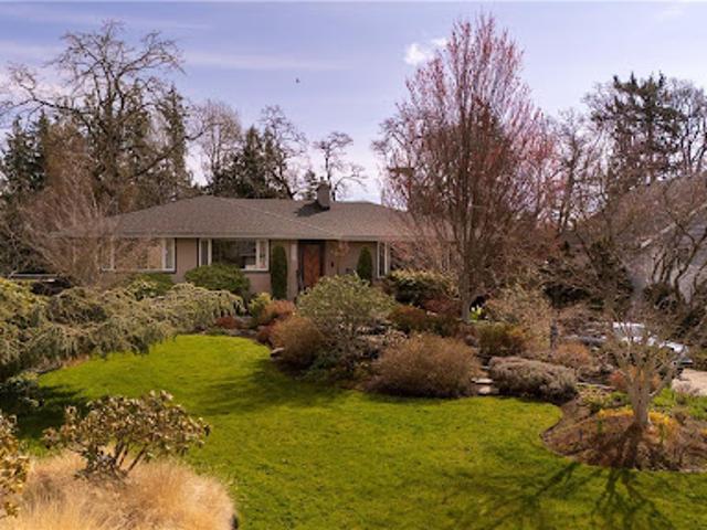 House for sale in Oak Bay, British Columbia
