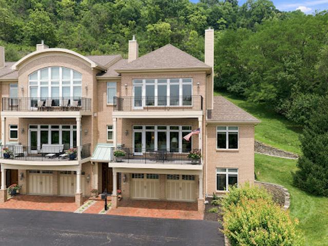 House for sale in Roselawn, Ohio