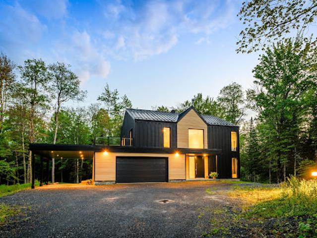 House for sale in Memphrémagog, Quebec