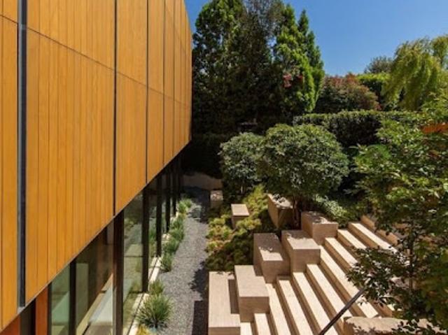 House for sale in Pacific Palisades, Los Angeles