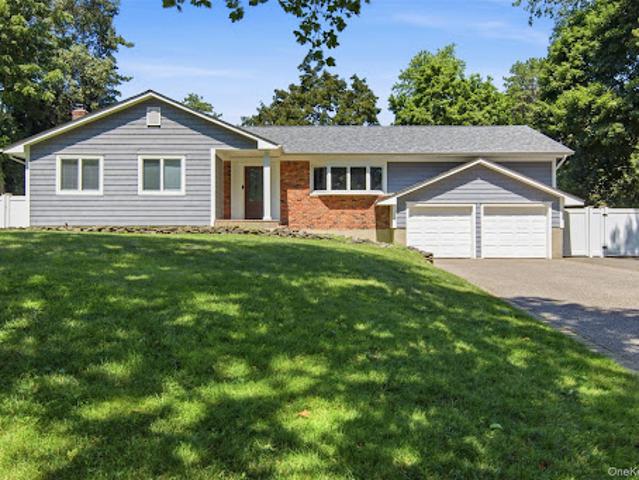 House for sale in Huntington, New York