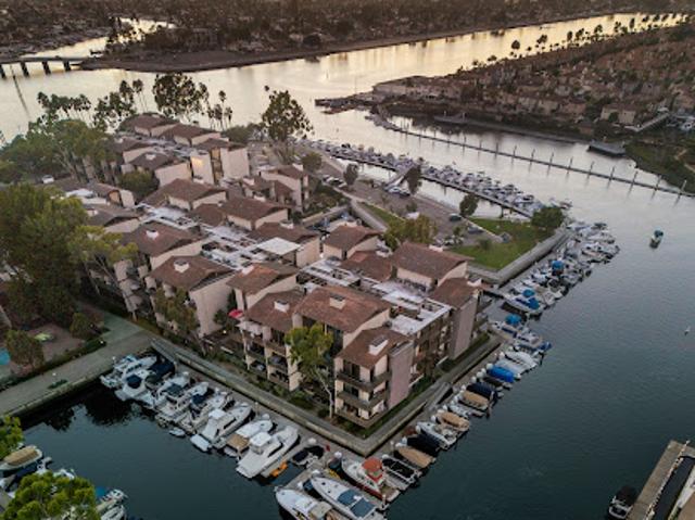 House for sale in Long Beach, California