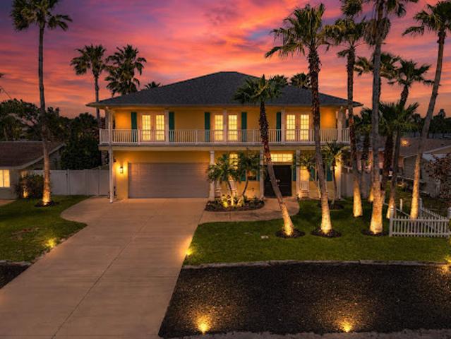 House for sale in New Smyrna Beach, Florida